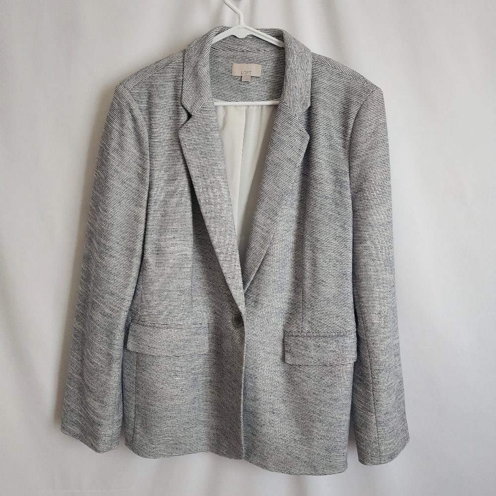 LOFT Textured Gray And White Blazer